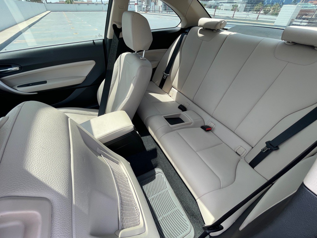 2015 BMW 2 Series Image 45