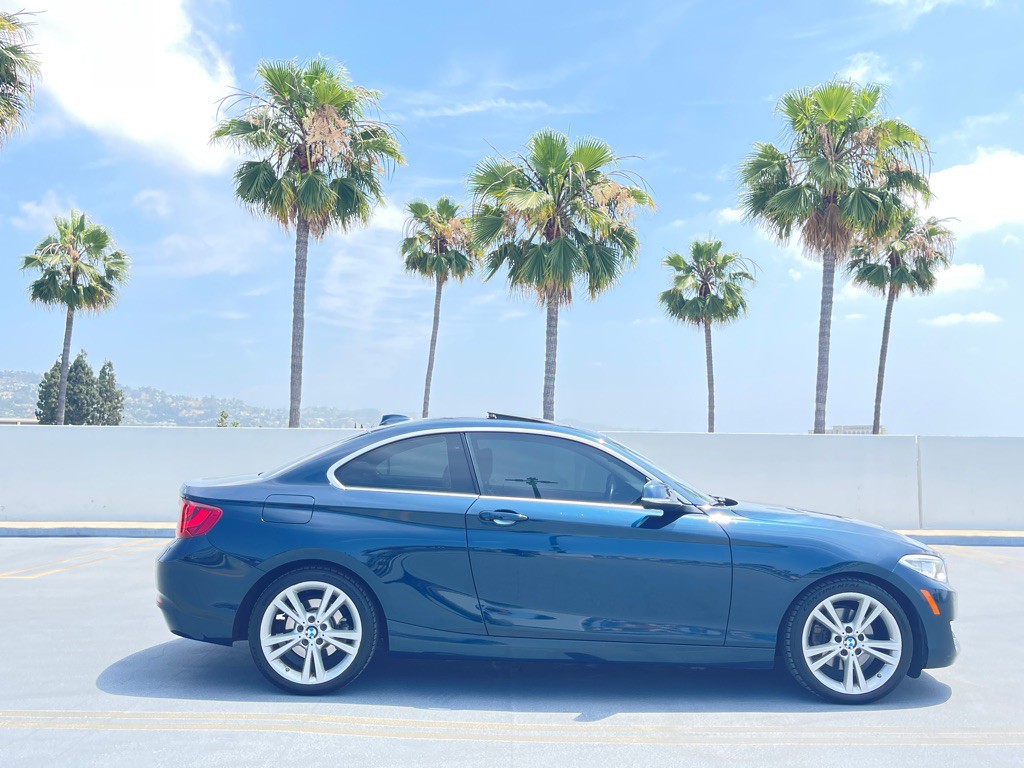 2015 BMW 2 Series Image 4