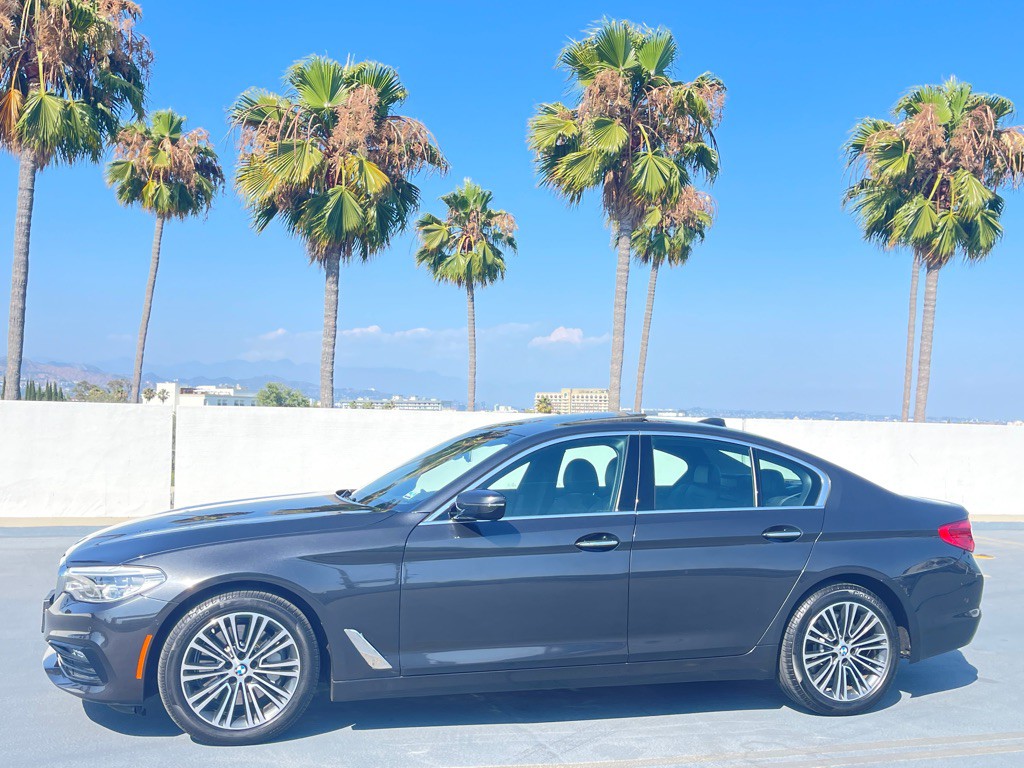 2017 BMW 5 Series Image 20