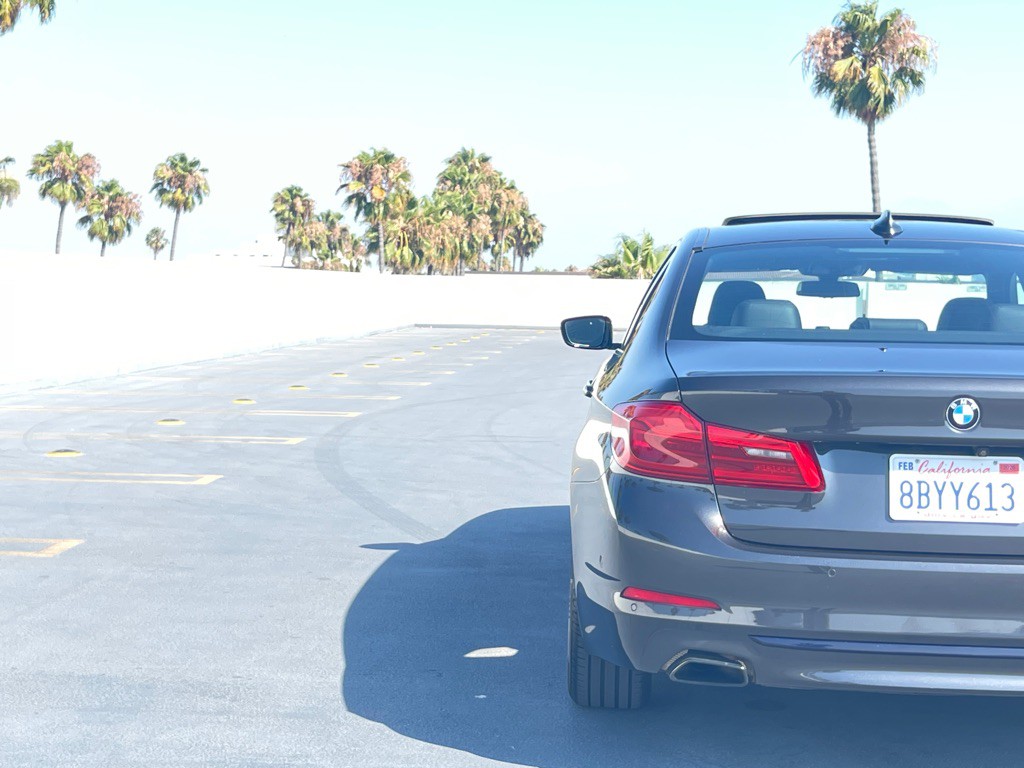 2017 BMW 5 Series Image 41