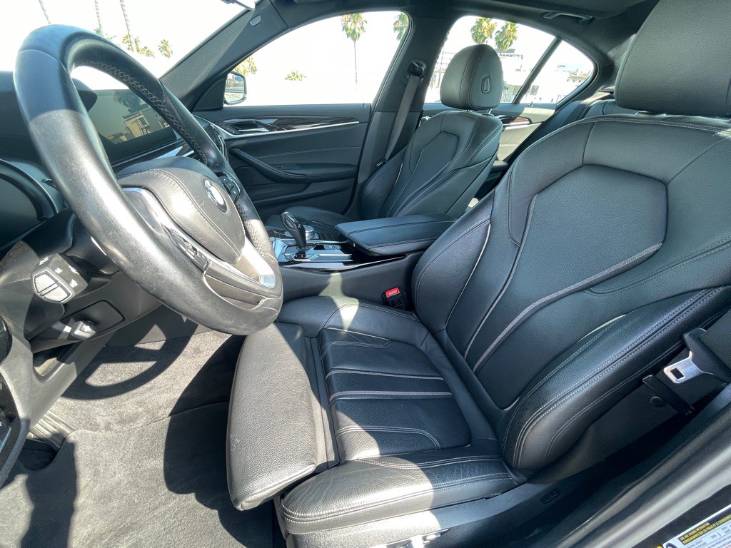 2017 BMW 5 Series Image 59
