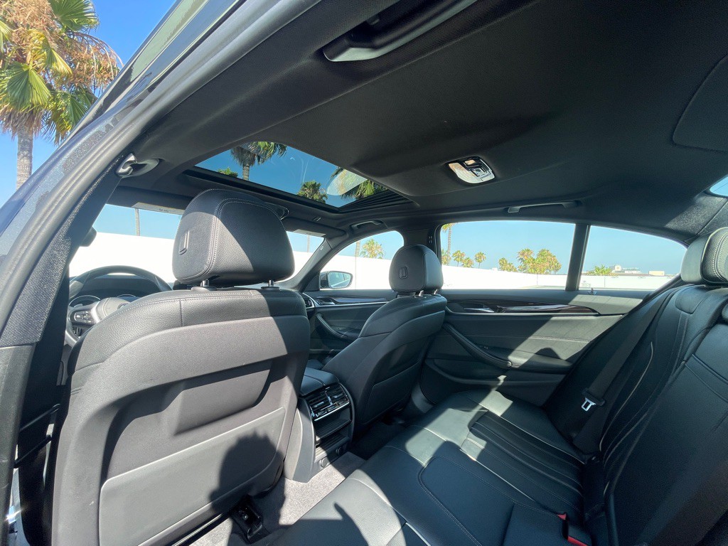 2017 BMW 5 Series Image 72