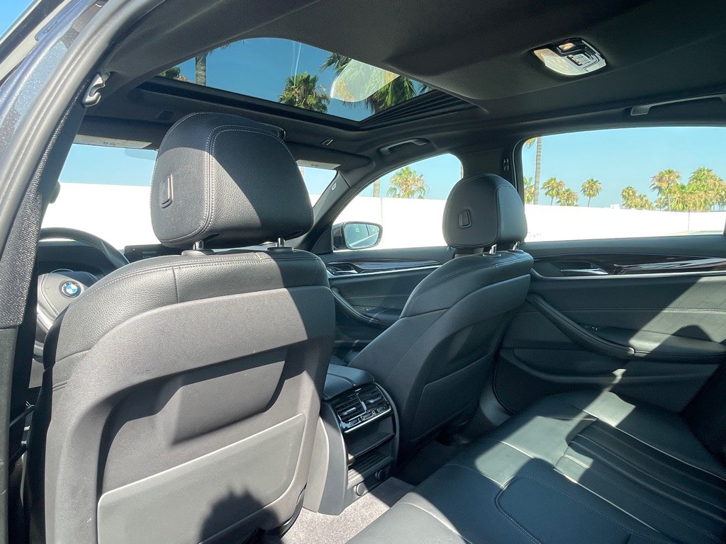 2017 BMW 5 Series Image 73