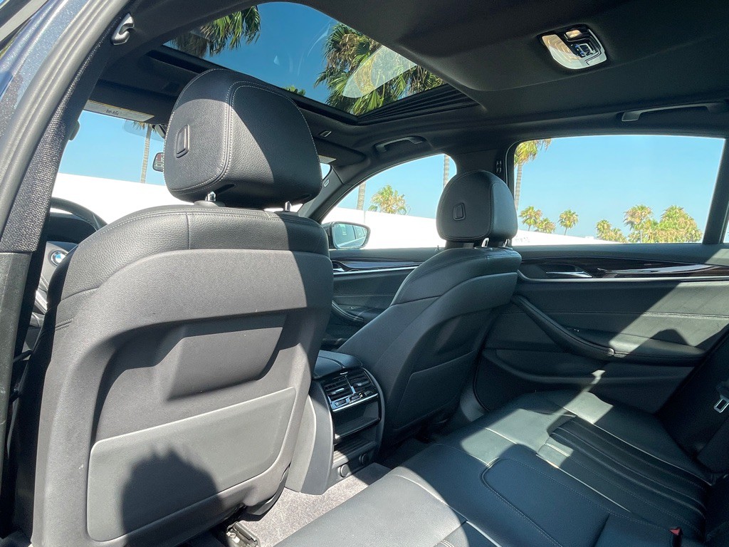 2017 BMW 5 Series Image 74