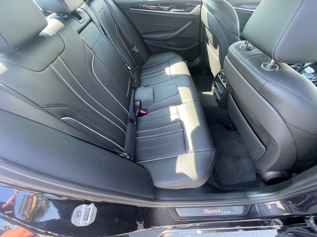 2017 BMW 5 Series Image 81