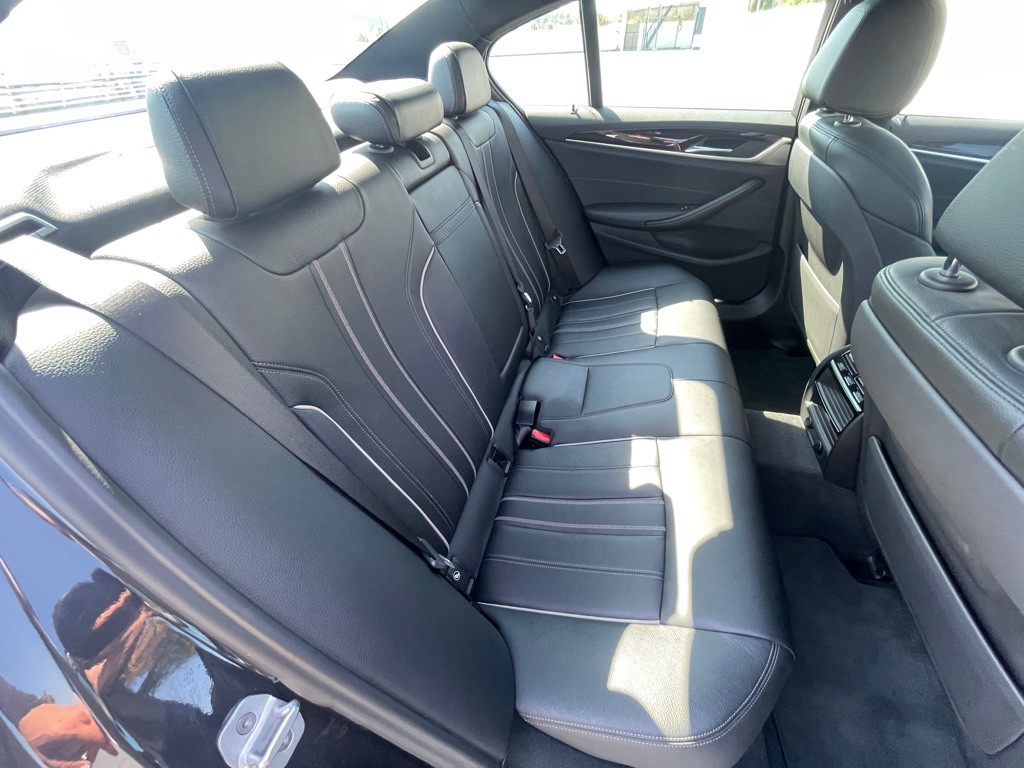 2017 BMW 5 Series Image 84