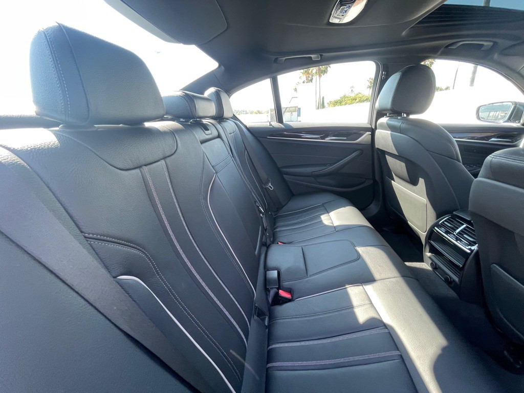 2017 BMW 5 Series Image 93