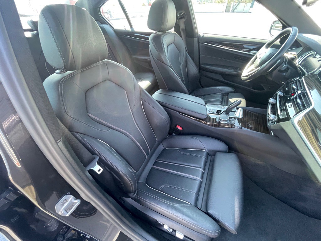 2017 BMW 5 Series Image 97