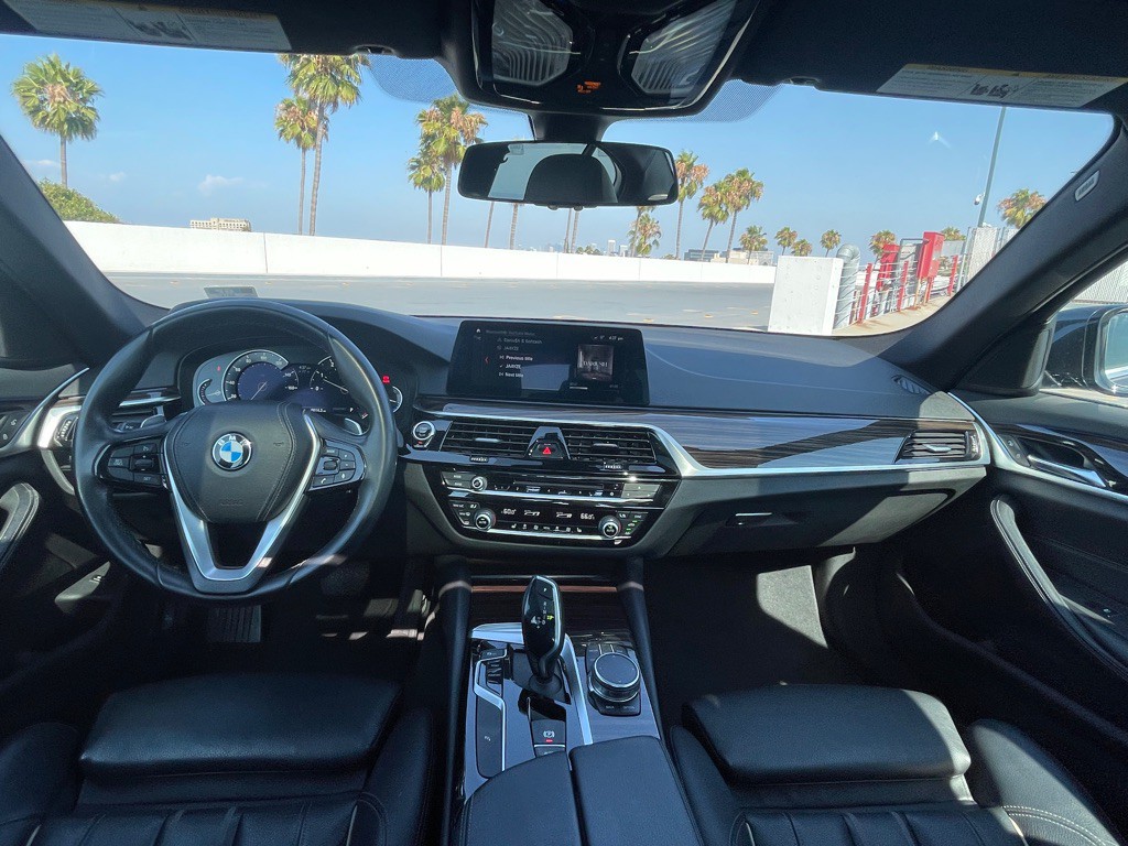 2017 BMW 5 Series Image 111