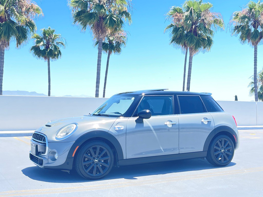 2018 MINI Cooper Image 15