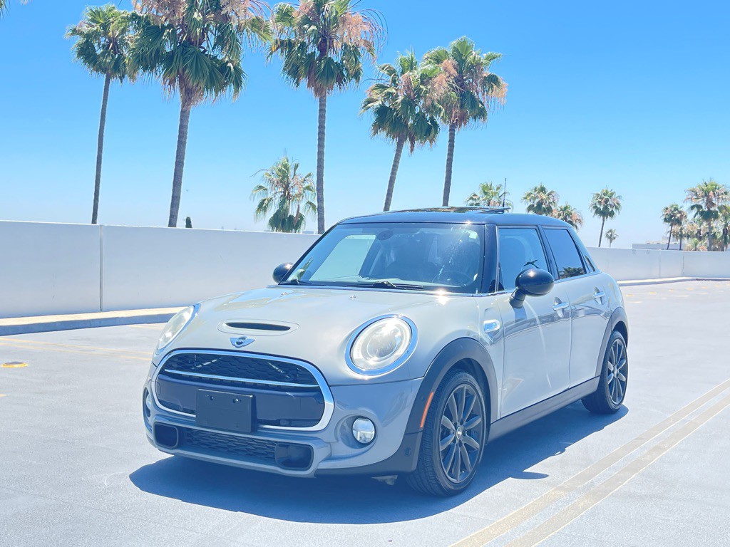 2018 MINI Cooper Image 21