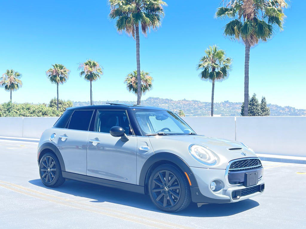 2018 MINI Cooper Image 27
