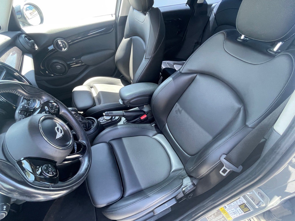 2018 MINI Cooper Image 47