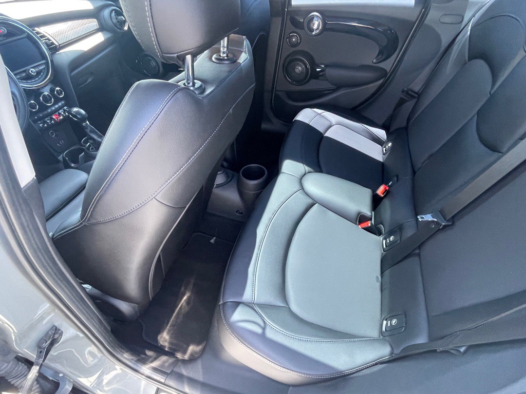 2018 MINI Cooper Image 52
