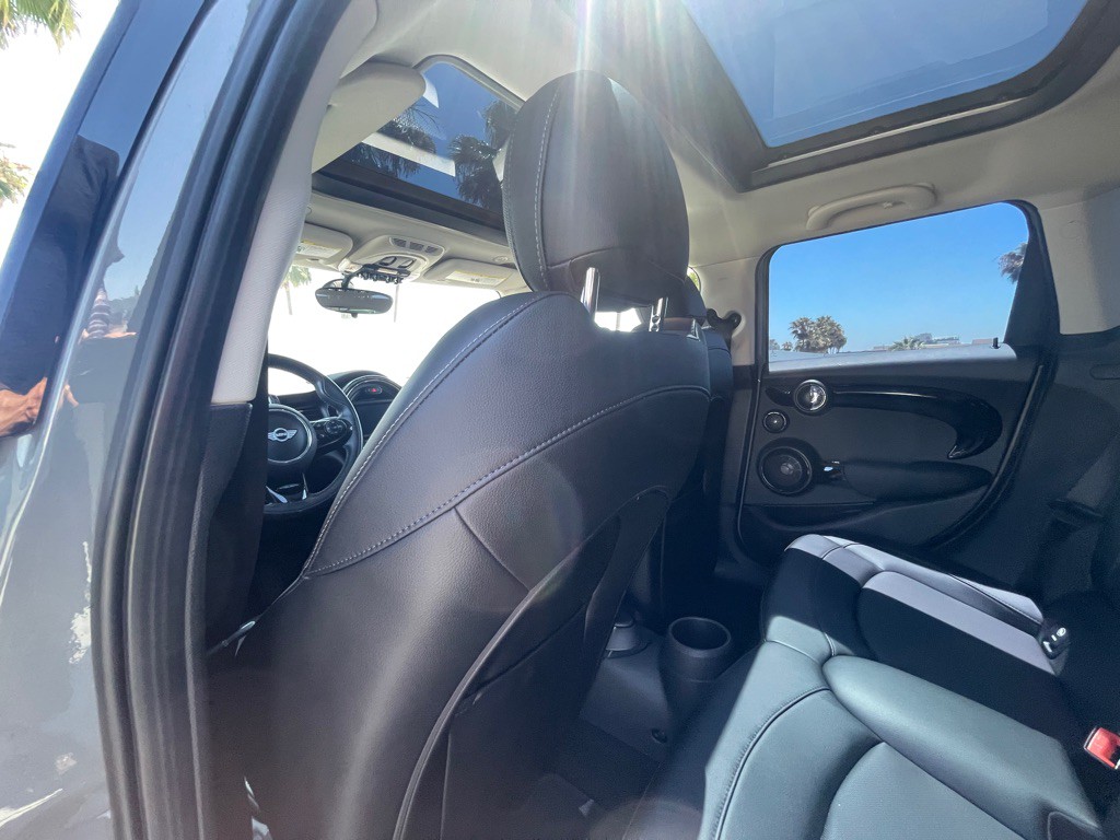 2018 MINI Cooper Image 56