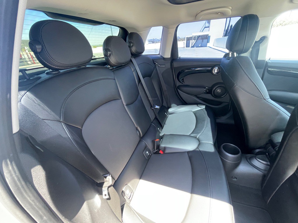 2018 MINI Cooper Image 65