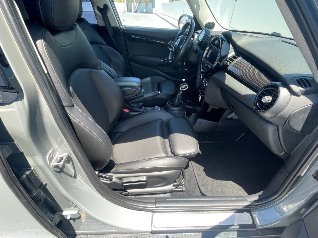2018 MINI Cooper Image 71