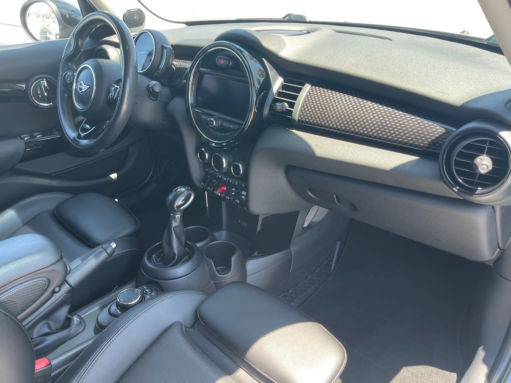 2018 MINI Cooper Image 75