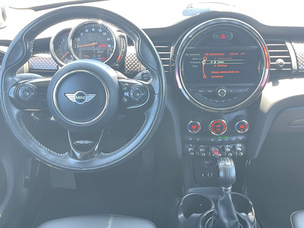 2018 MINI Cooper Image 89