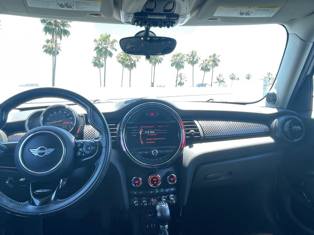 2018 MINI Cooper Image 91