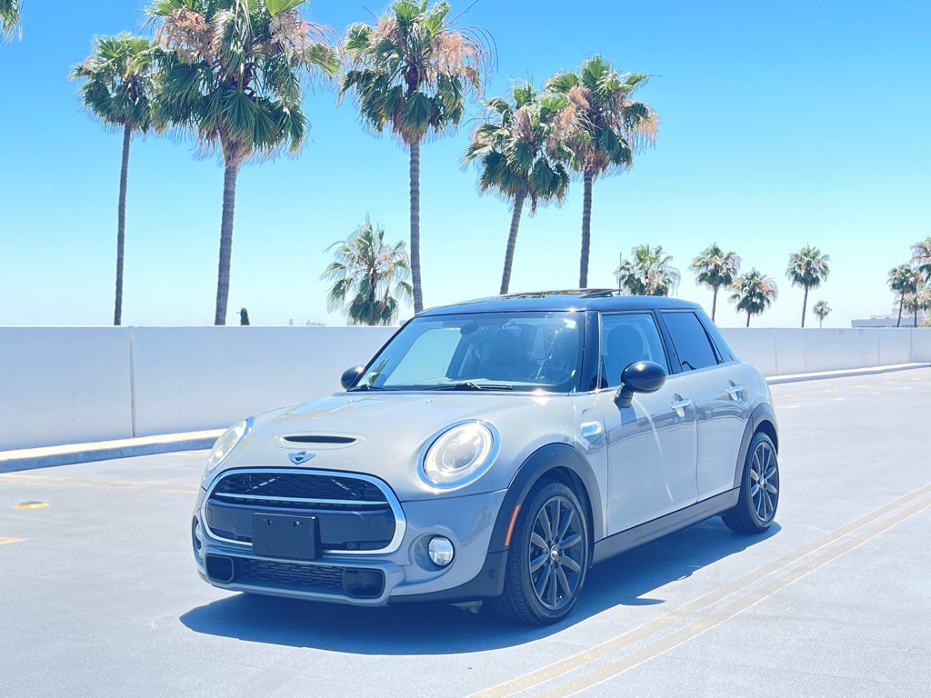 2018 MINI Cooper Image 3