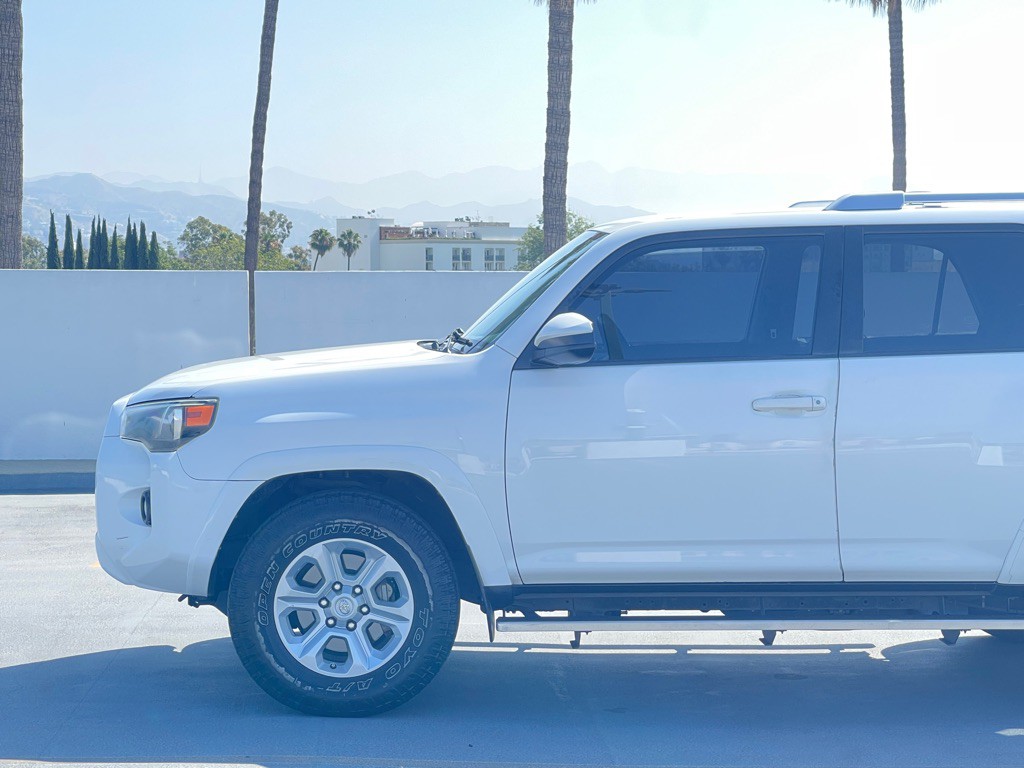 2017 Toyota 4Runner Image 7