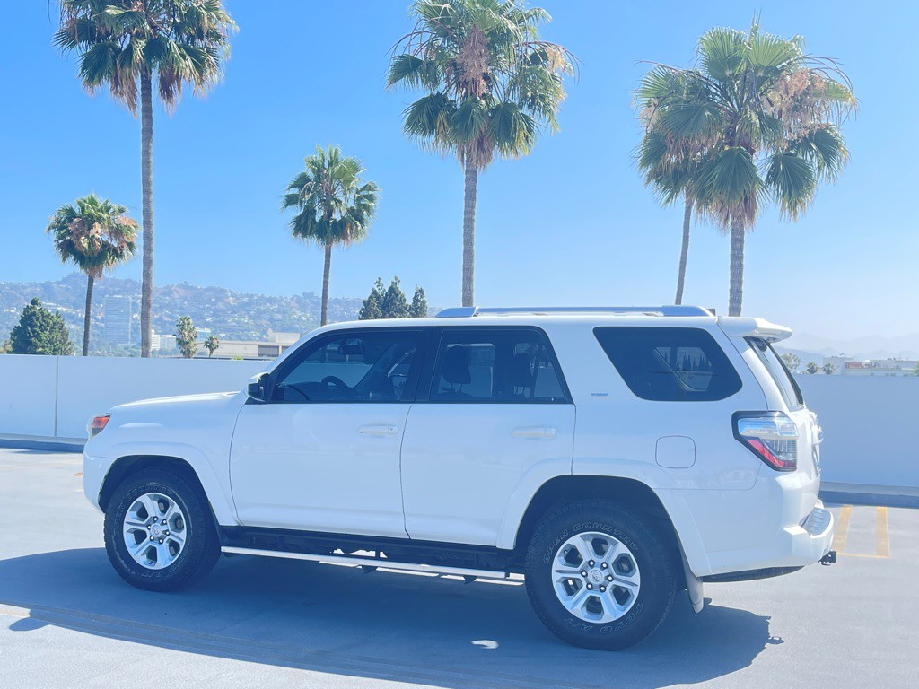2017 Toyota 4Runner Image 14