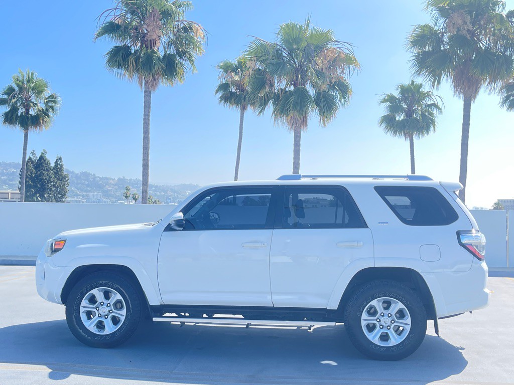 2017 Toyota 4Runner Image 15