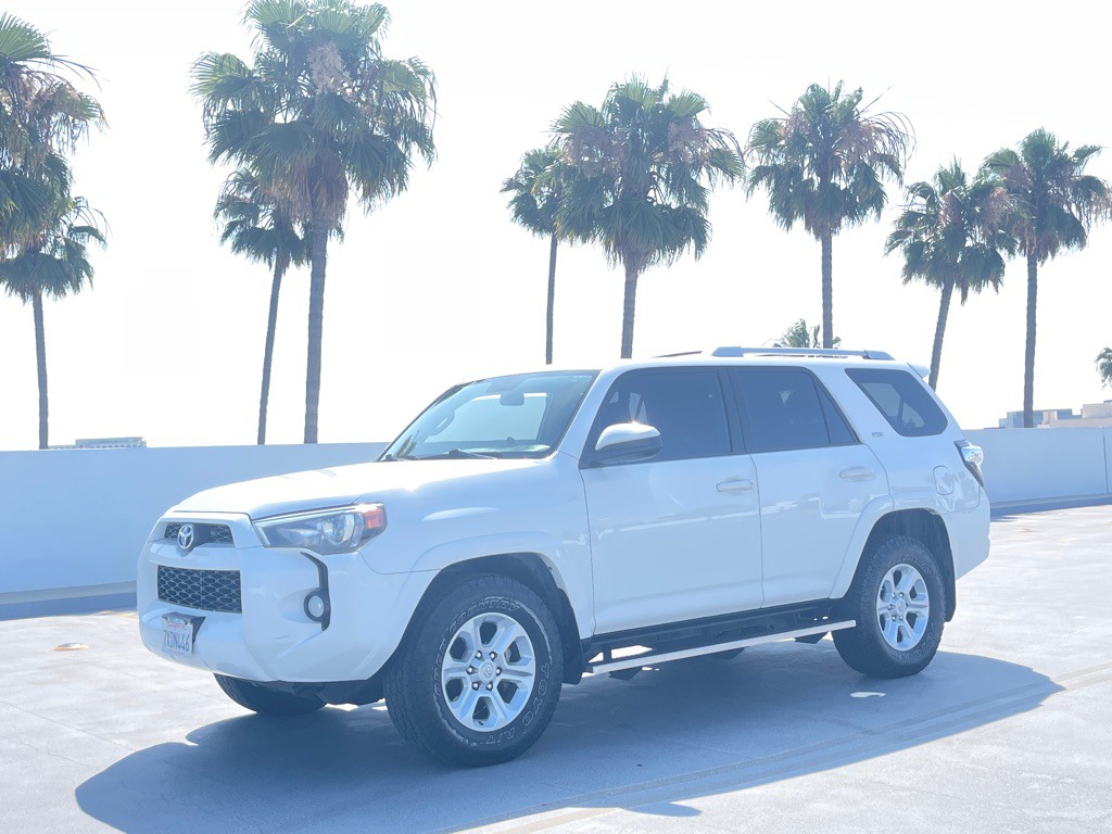 2017 Toyota 4Runner Image 19