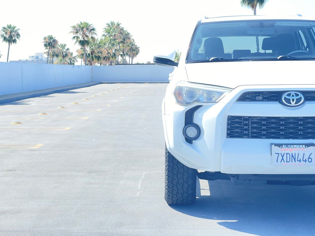 2017 Toyota 4Runner Image 23