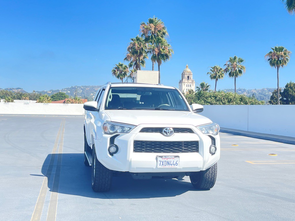 2017 Toyota 4Runner Image 29