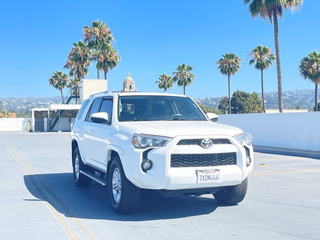 2017 Toyota 4Runner Image 30