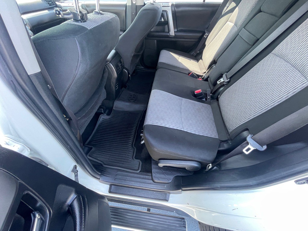 2017 Toyota 4Runner Image 57
