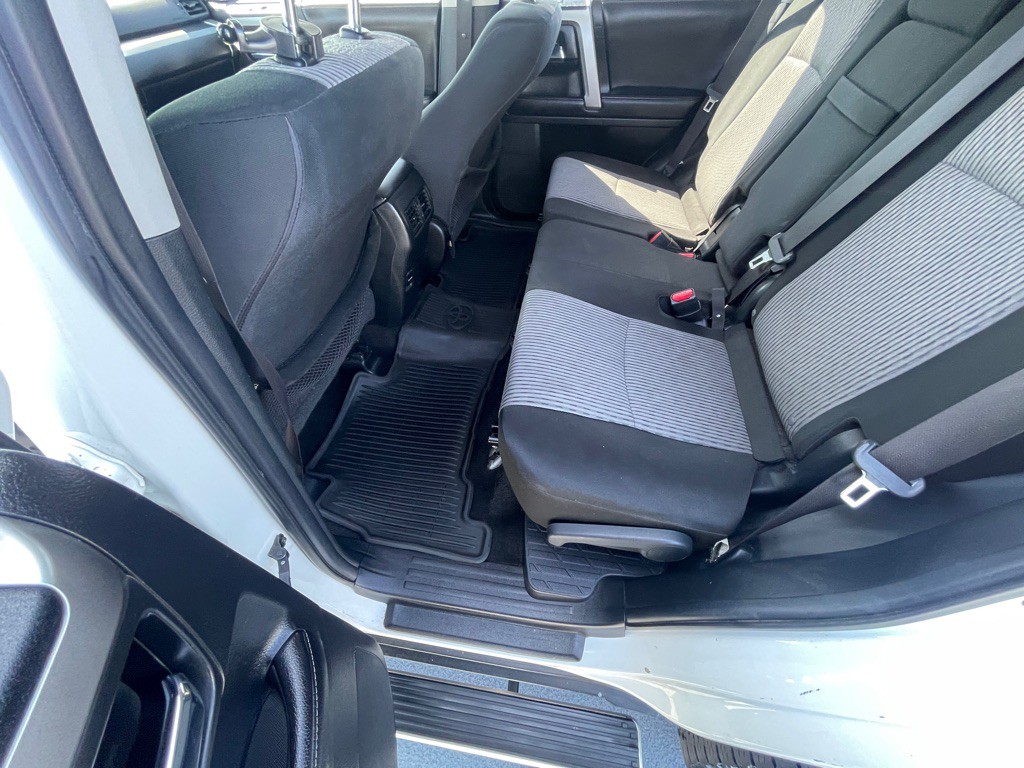 2017 Toyota 4Runner Image 59