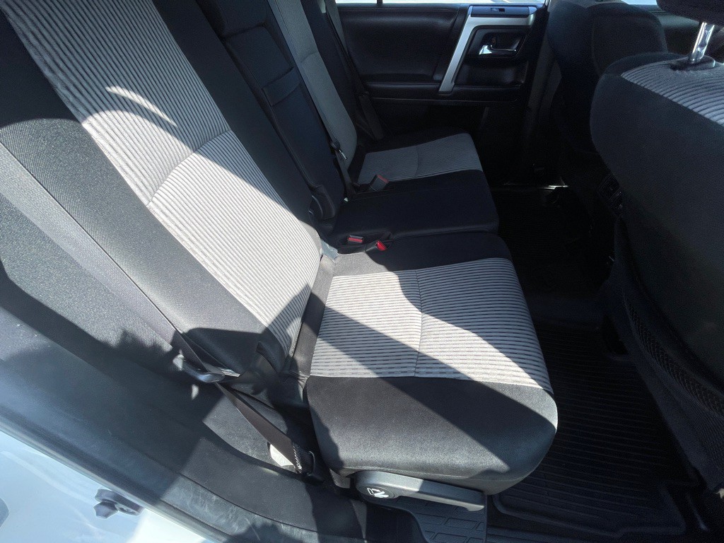 2017 Toyota 4Runner Image 68