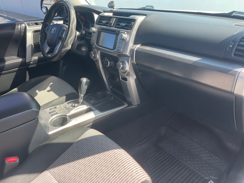 2017 Toyota 4Runner Image 71