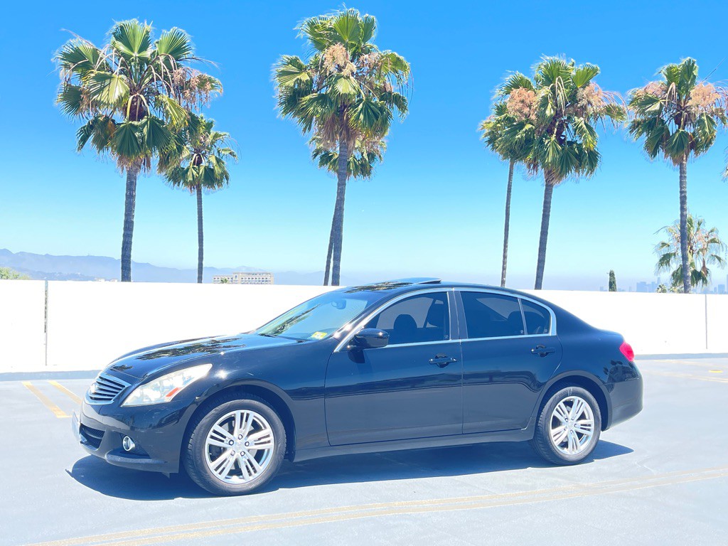 2013 INFINITI G37 Image 15