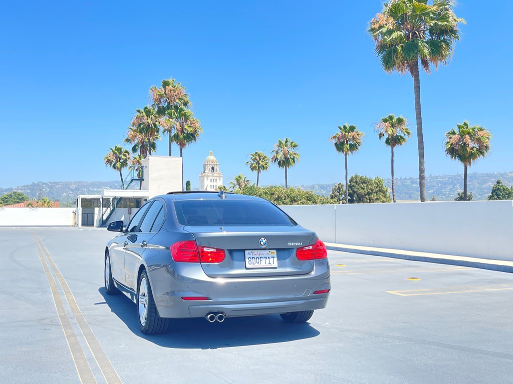 2015 BMW 3 Series Image 8