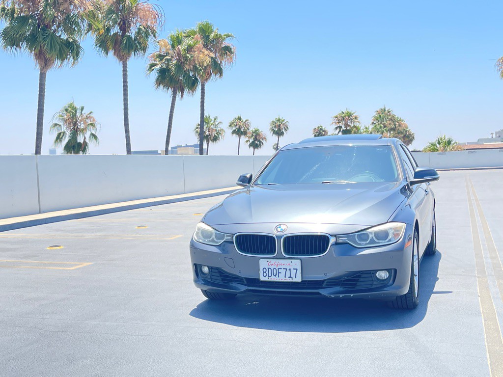 2015 BMW 3 Series Image 14