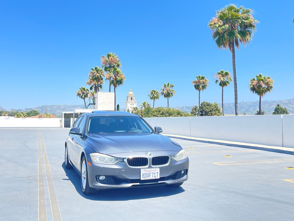 2015 BMW 3 Series Image 22