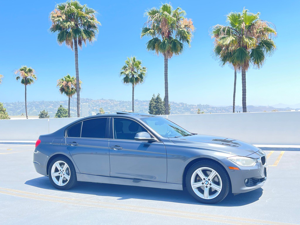2015 BMW 3 Series Image 27