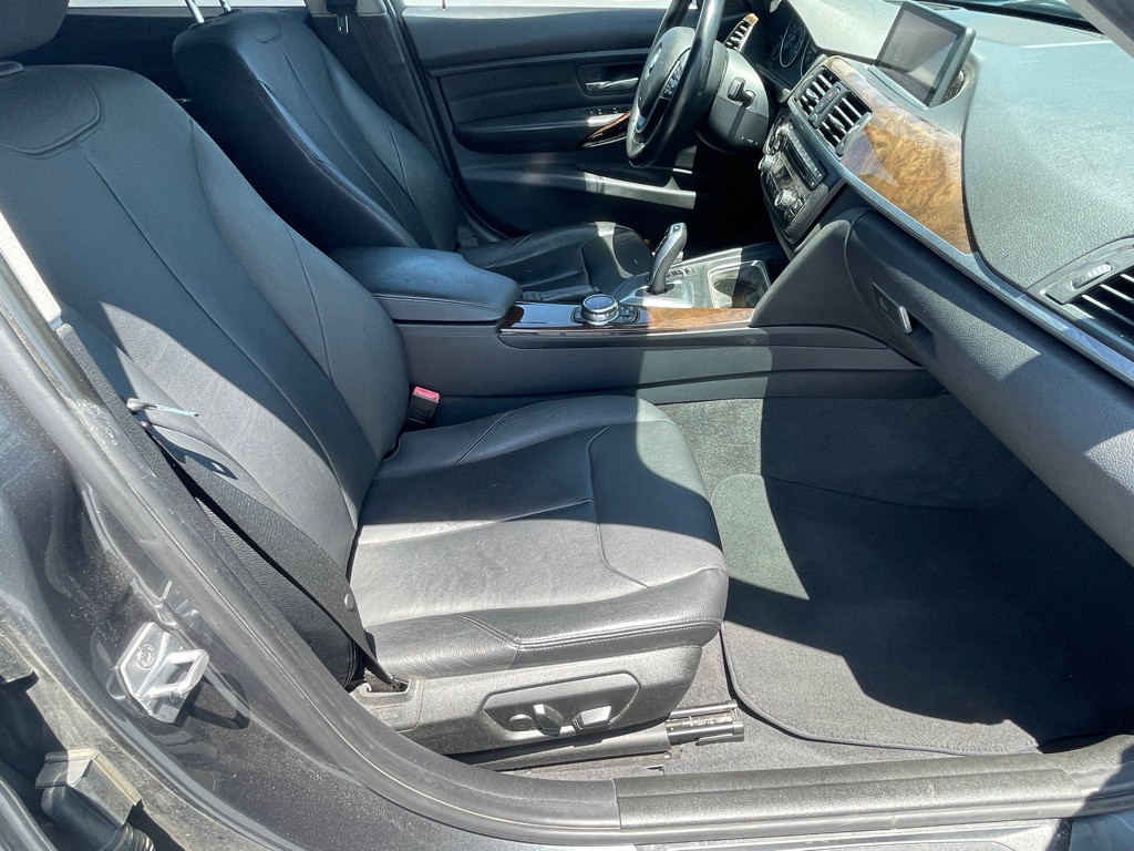 2015 BMW 3 Series Image 67