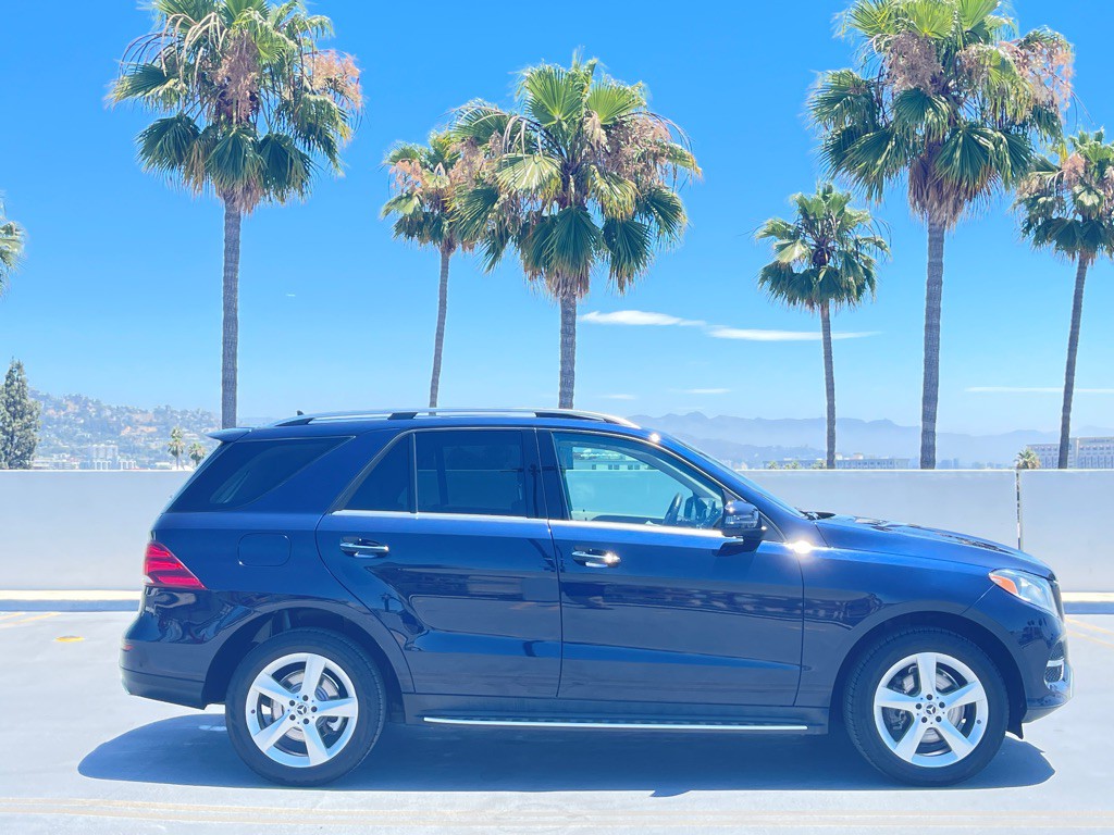 2017 Mercedes-Benz GLE-Class Image 3
