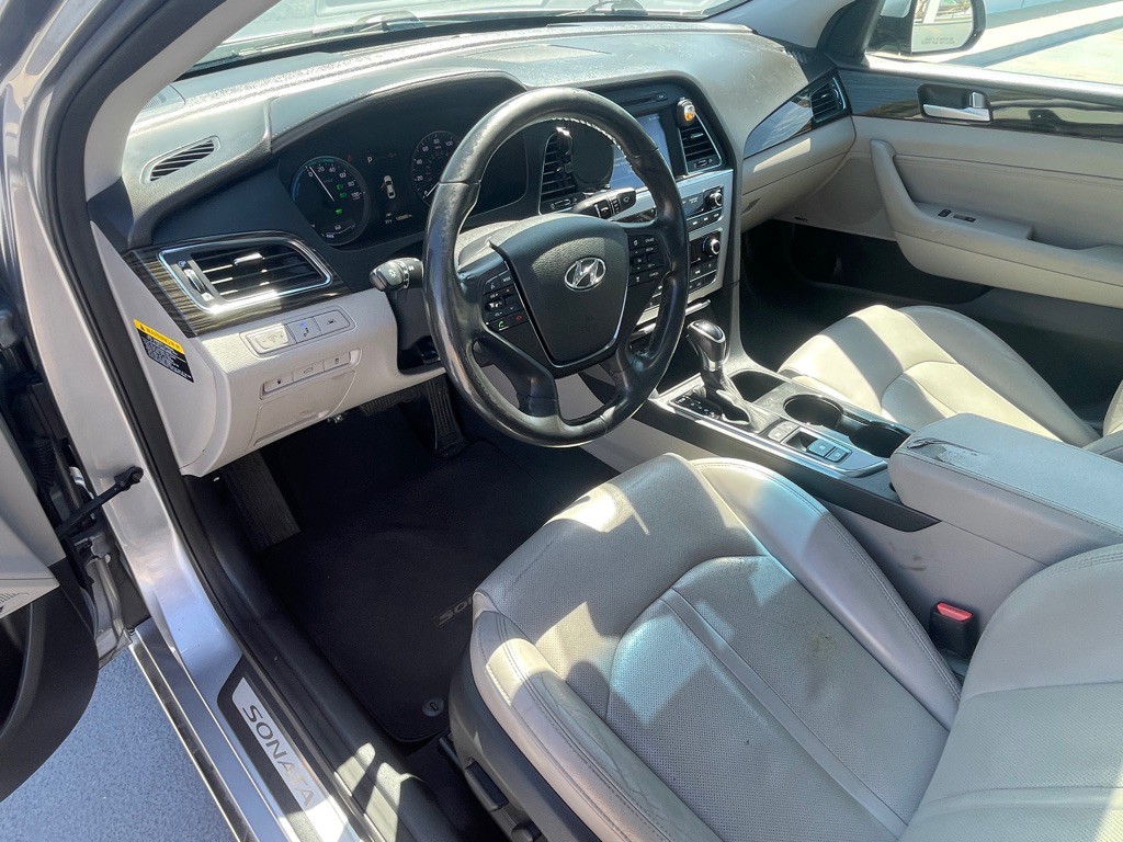 2016 Hyundai Sonata Image 5