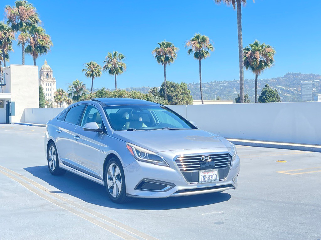 2016 Hyundai Sonata Image 28