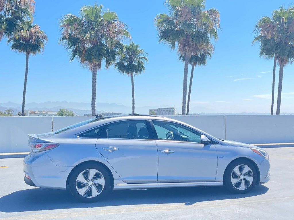 2016 Hyundai Sonata Image 34