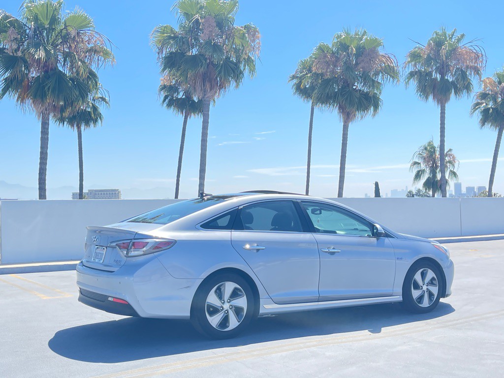 2016 Hyundai Sonata Image 35