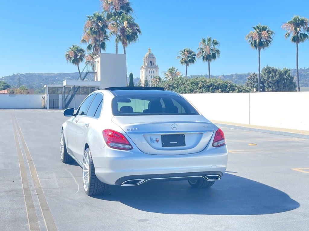 2017 Mercedes-Benz C-Class Image 8