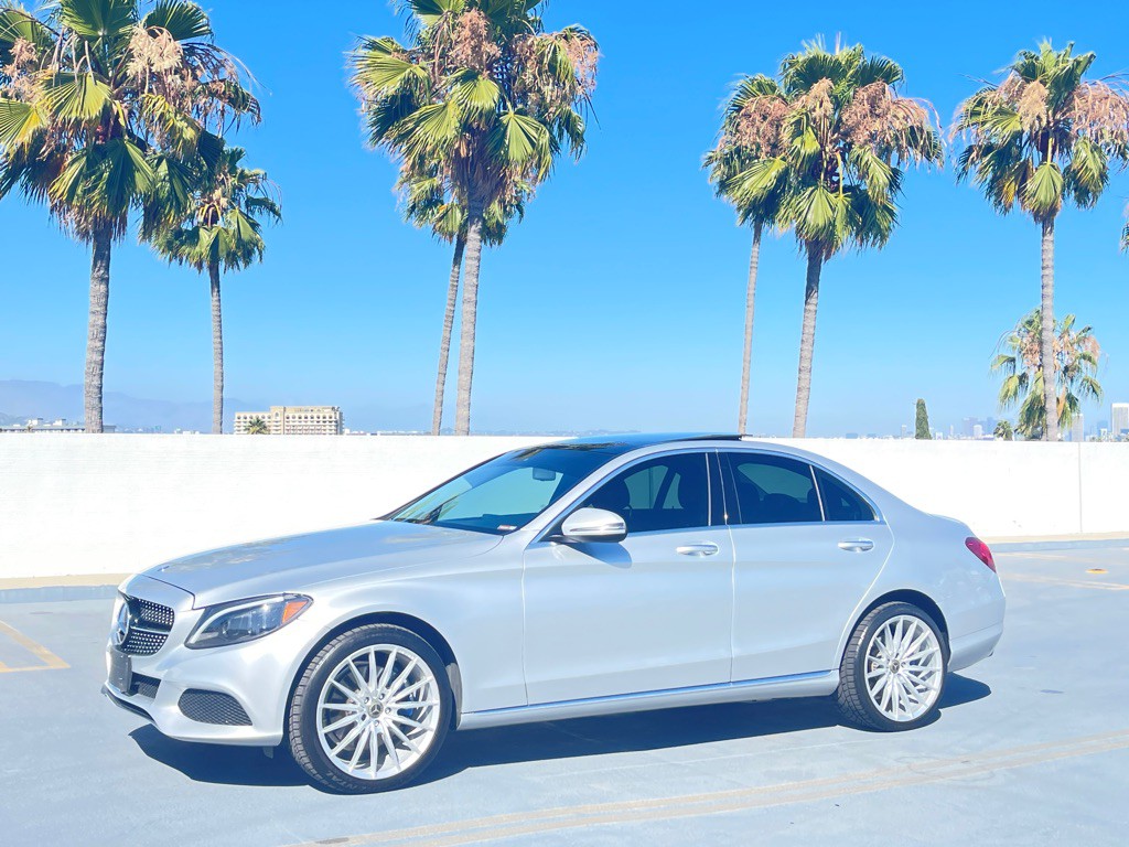 2017 Mercedes-Benz C-Class Image 15