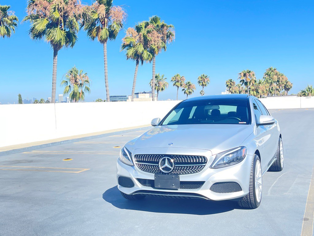 2017 Mercedes-Benz C-Class Image 16
